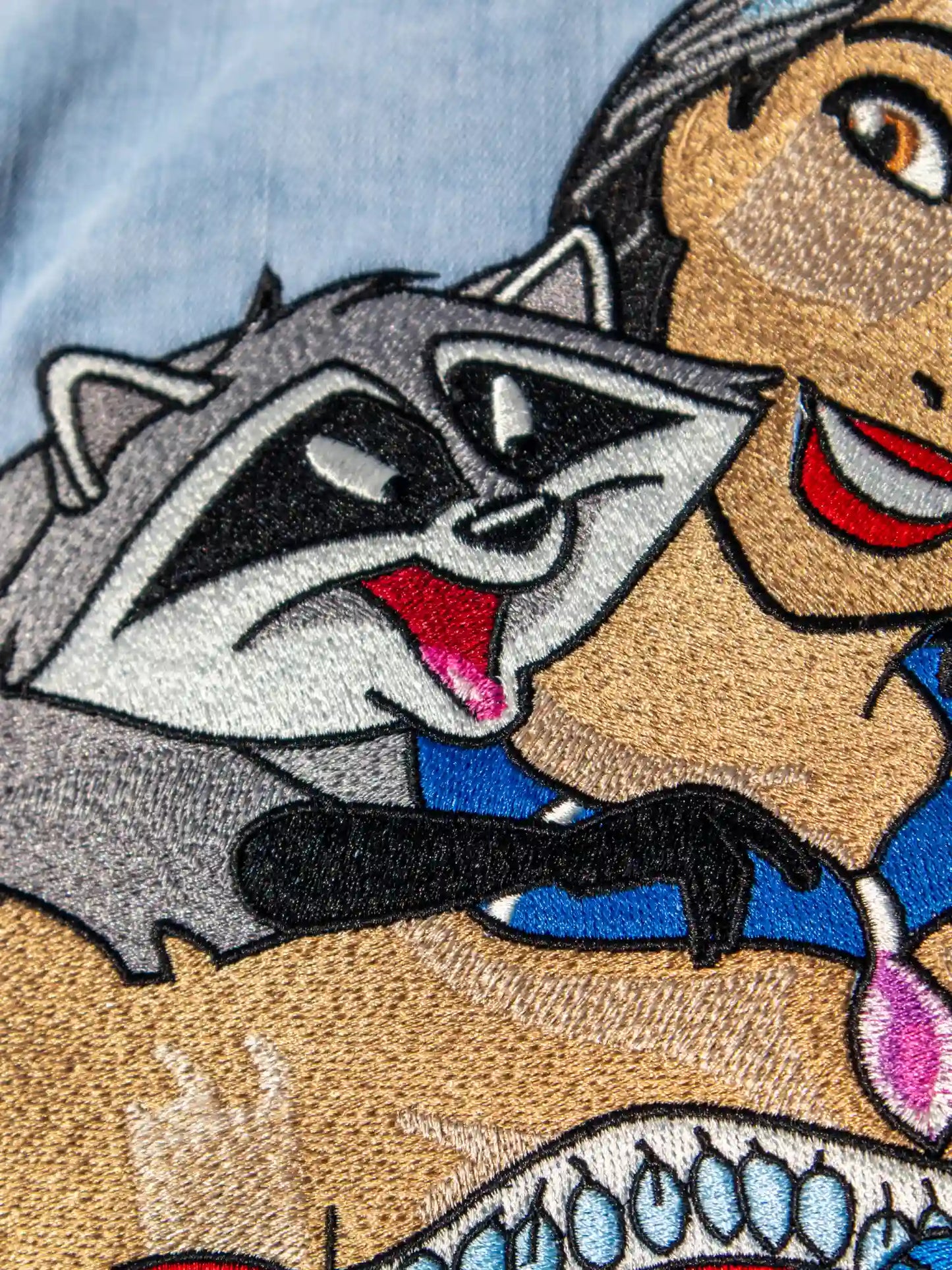 Haft Pocahontas – Między Naturą a Serduszkiem Szopa