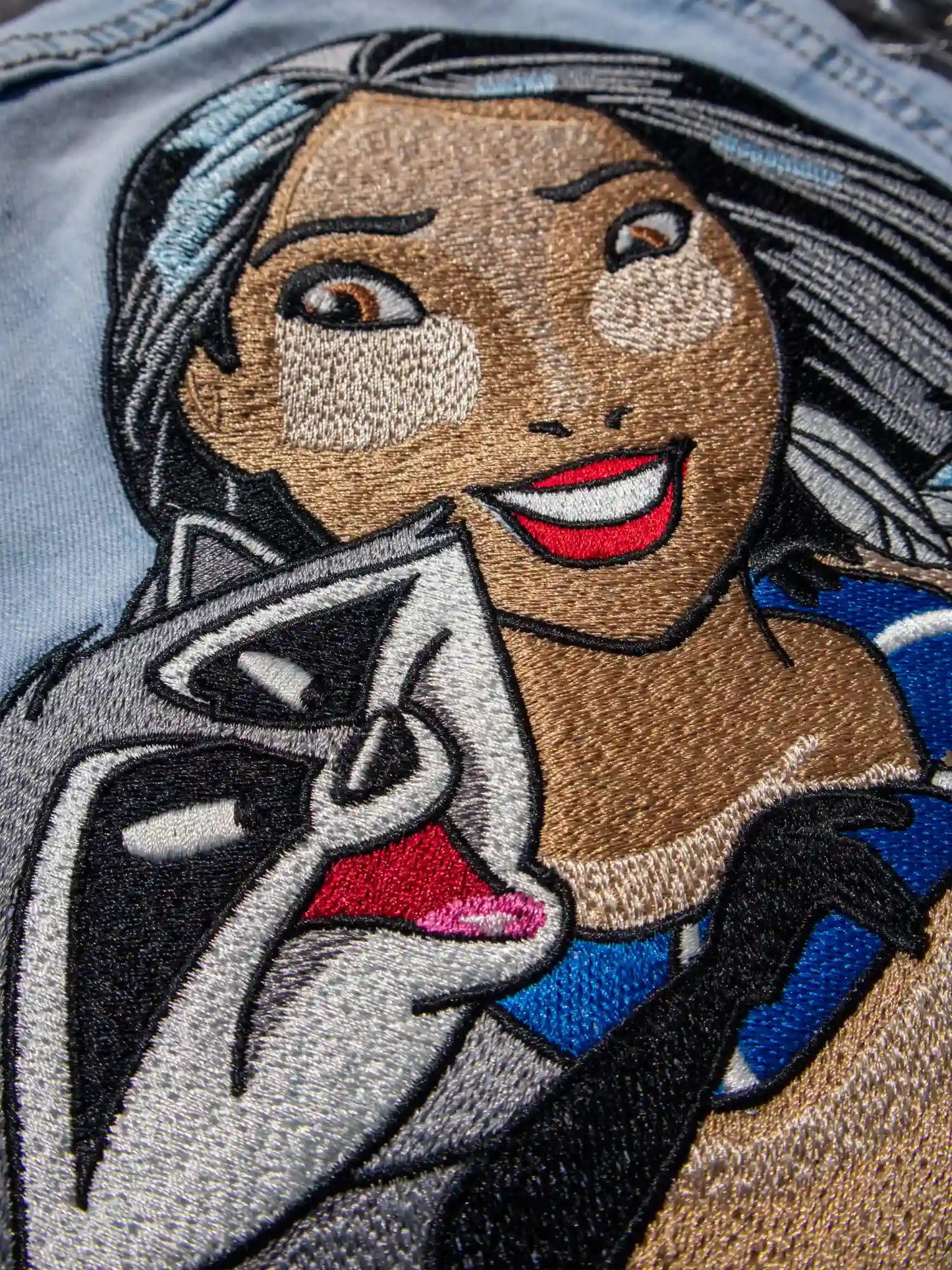 Haft Pocahontas – Między Naturą a Serduszkiem Szopa